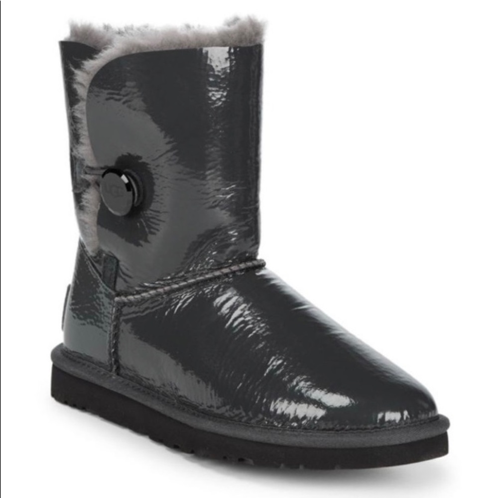 UGG Bailey Button Mirage Boot - like new!